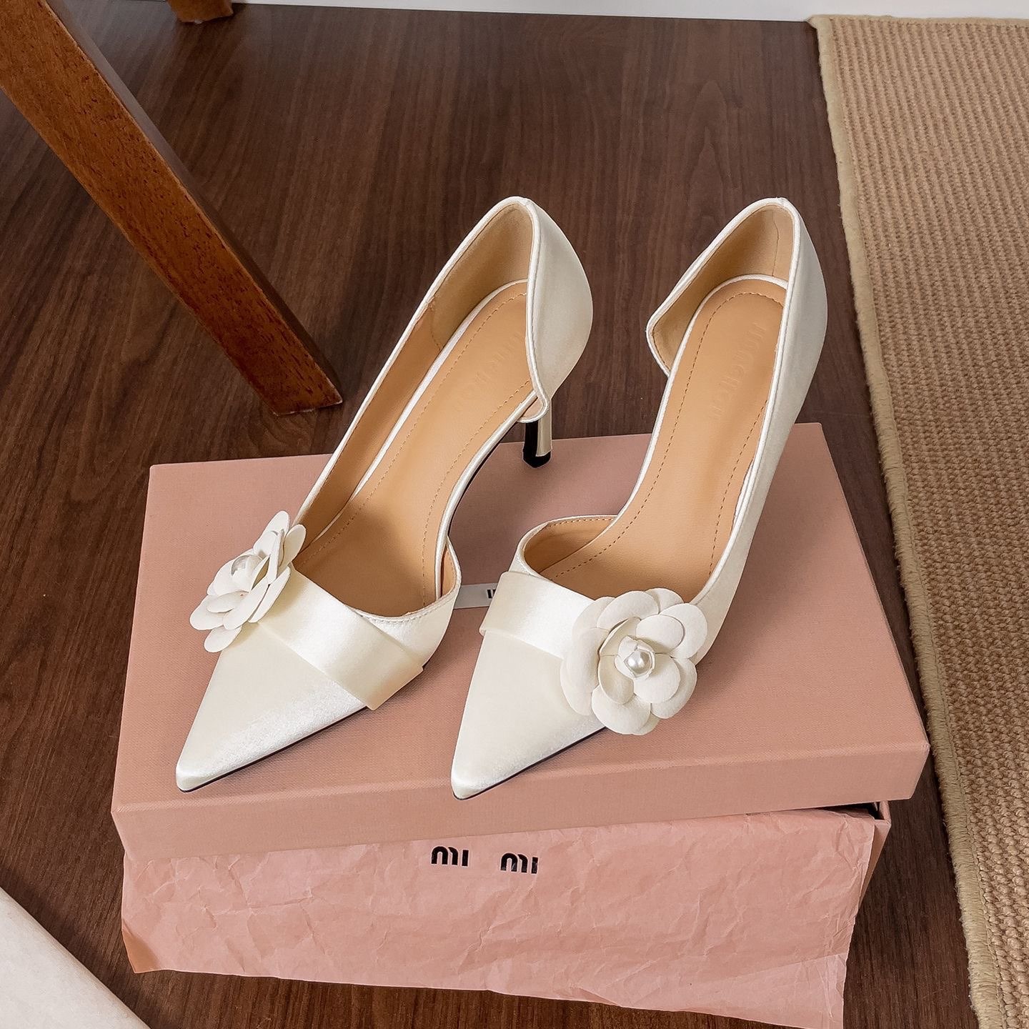 Women Formal Wear On Sale - Satijnen spitse stiletto pumps dames bloemen