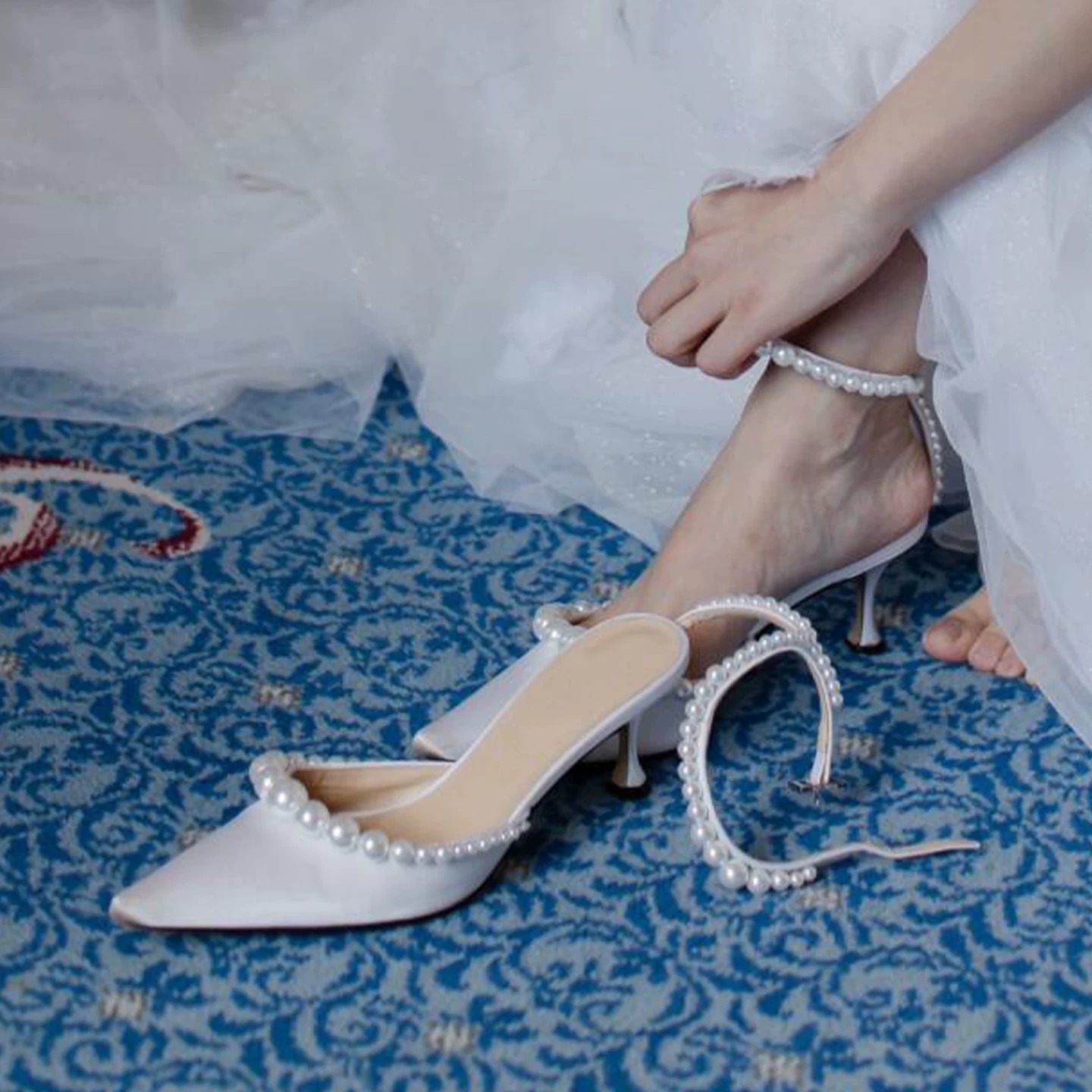 Dames witte leren puntige kitt - Kitten Heel Women recensie en prijs